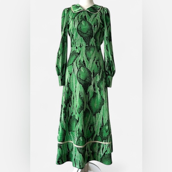 Vintage Dresses & Skirts - VINTAGE 60’s to early 70’s long sleeve polyester dress
